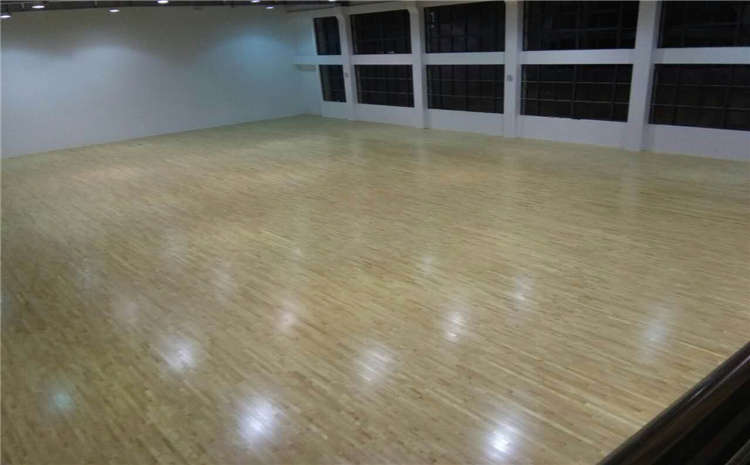 硬木企口籃球館木地板怎么維修？