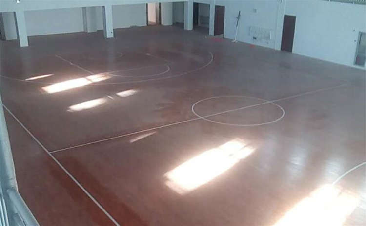 硬木企口體育館實木地板廠家哪家好？