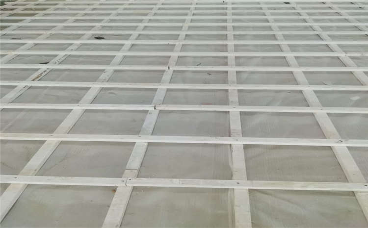 專業(yè)的實(shí)木運(yùn)動(dòng)地板施工技術(shù)方案