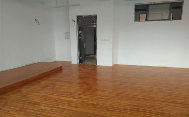 柞木籃球運動地板施工技術方案